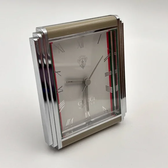 Gucci Nobile Silver Metallic Molded Resin Table Clock c. 1980s - Picture 3 of 5